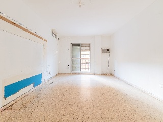 Piso con garaje en C/ Dolores Ibárruri 9
