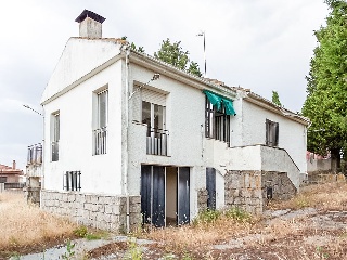 Solar con edificación en C/ Barrio Nuevo 54