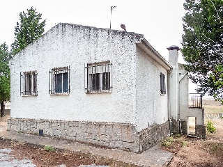 Solar con edificación en C/ Barrio Nuevo 86