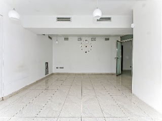 Local en Pz de la Vila - Martorell - 23