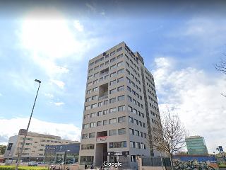 Plazas de garaje en Av Juan Carlos I 7