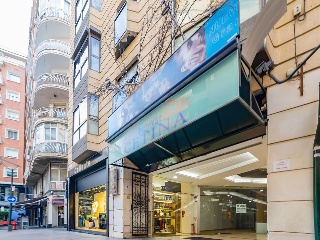 Locales en Plaza Cetina 13