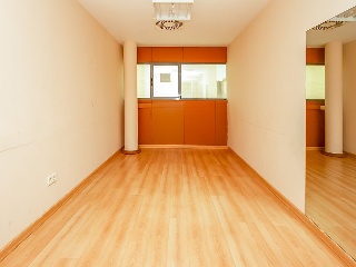Oficinas en Pz Once Colmenas 86