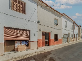 Casa adosada en C/ Isabel I de Castilla 38