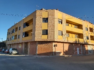 Valencia esquina Cristóbal Colón 28