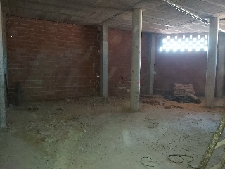 Valencia esquina Cristóbal Colón 32