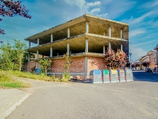 Edificio en construcción en C/ de la Nora 25