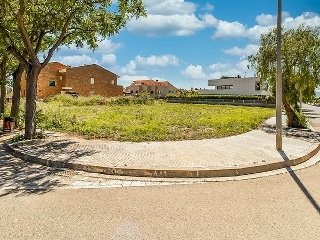 Suelo urbanizable en Les Comes 53