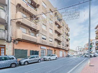 Vivienda en Av de Cieza - Abarán - 76