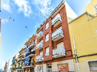 Promoción viviendas y trasteros en C/ Cinco 2