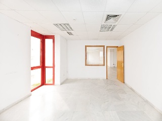 Oficinas en Av Aeronáutica, Sevilla 31