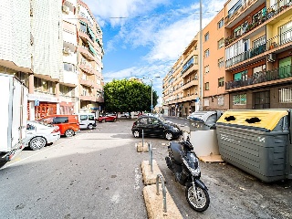 Local en Av Novelda 56