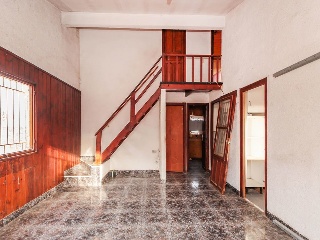 Chalet independiente en C/ Anoia 20