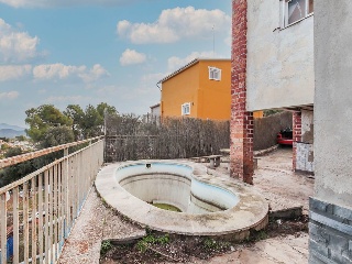 Chalet independiente en C/ Anoia 29