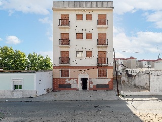 Edificio en C/ Almendro 2