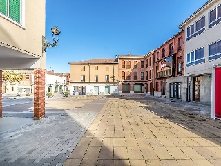 Local en Pz de España 39