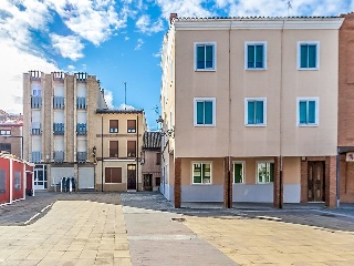 Local en Pz de España 41