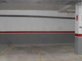 Plazas de garaje en Av Valencia 14