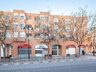 Local en Av Vicente Girones Mora 41