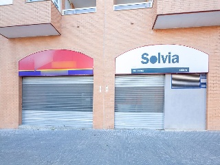 Local en Av Vicente Girones Mora 43