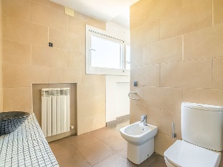 Dúplex en C/ Riu, Corbins (Lleida) 54