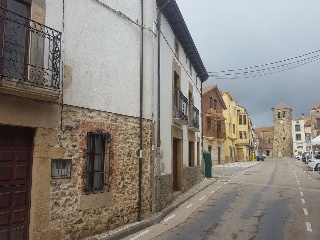 Vivienda en C/ Marqués de Vadillo - Almarza - 22