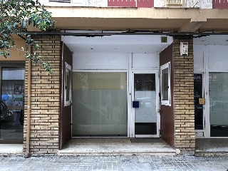 Locales en C/ Tenerías, Huesca  31