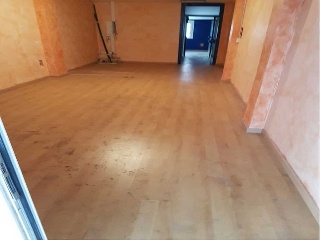 Locales en C/ Tenerías, Huesca  37