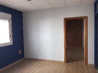 Locales en C/ Tenerías, Huesca  38