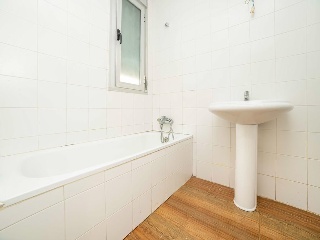 Piso con garaje y trastero en C/ Almirante Guitian Vietio 28