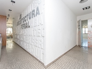 Oficinas en Av. de les Corts Catalanes 49