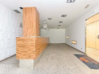 Oficinas en Av. de les Corts Catalanes 50