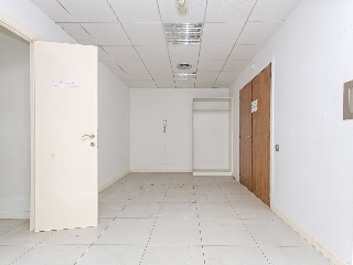 Oficinas en Av. de les Corts Catalanes 57