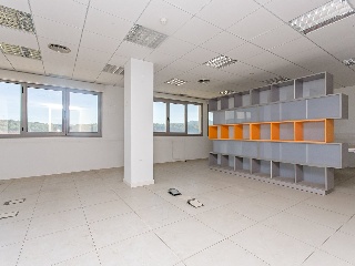 Oficinas en Av. de les Corts Catalanes 64