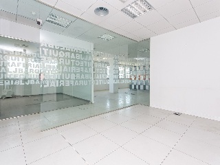 Oficinas en Av. de les Corts Catalanes 65