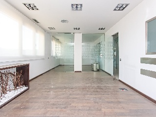 Oficinas en Av. de les Corts Catalanes 67