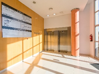 Oficinas en Av. de les Corts Catalanes 74