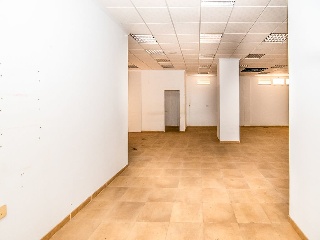 Local en Av Salzillo 22