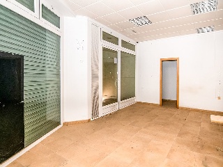 Local en Av Salzillo 26