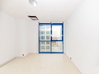Oficina con garaje en C/ Arquitectura 27