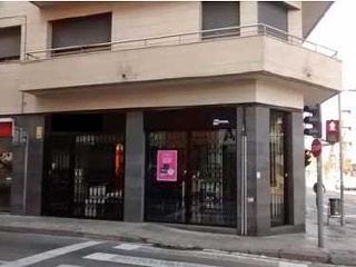 Local y garajes en Granollers 9