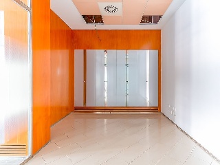 Local en Ps Rafael Esteve Vilella  22