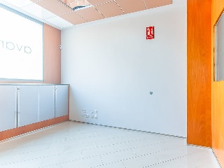 Local en Ps Rafael Esteve Vilella  27