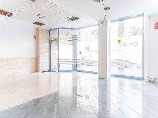 Local en Ps Rafael Esteve Vilella  37