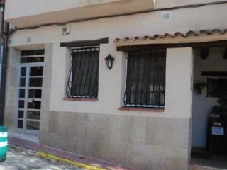 Locales en C/ Alcalde Joan Bertrán 9