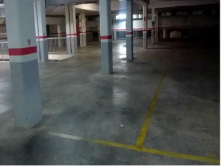 Garajes en C/ Pere Sala 7