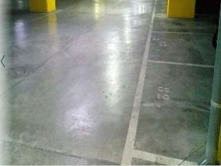Oficina y plaza de aparcamiento en C/ Arquitectura 15