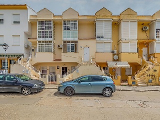 Piso en C/ Fuenteplata - Gibraleón - Huelva 9