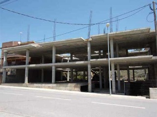 Suelo en C/ de la Pista  15