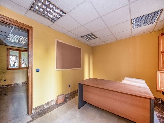 Local en C/ San Ignacio, Valladolid 13